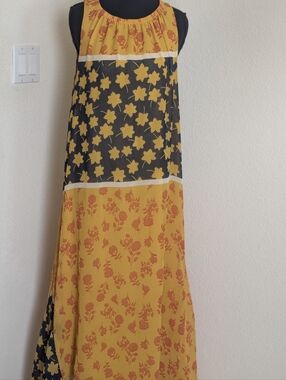 Gibson Latimer Sleeveless Floral Colorblock Maxi Dress Yellow Navy Size M